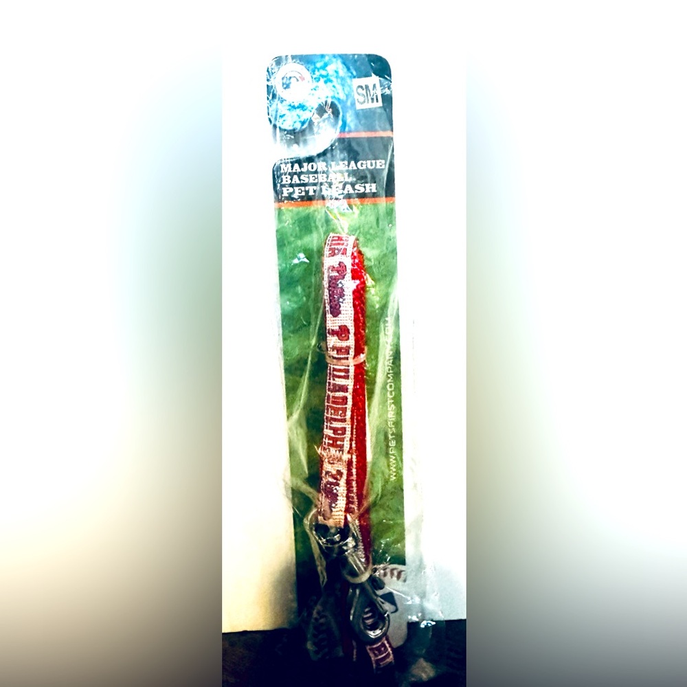 Genuine Pets First Major League Baseball SizeSM Philadelphia Phillies Leash NEW